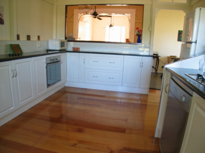 37 Gregory Street, Bowen QLD 4805