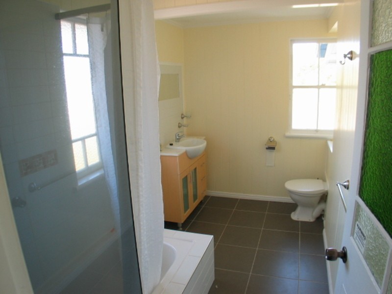 37 Gregory Street, Bowen QLD 4805