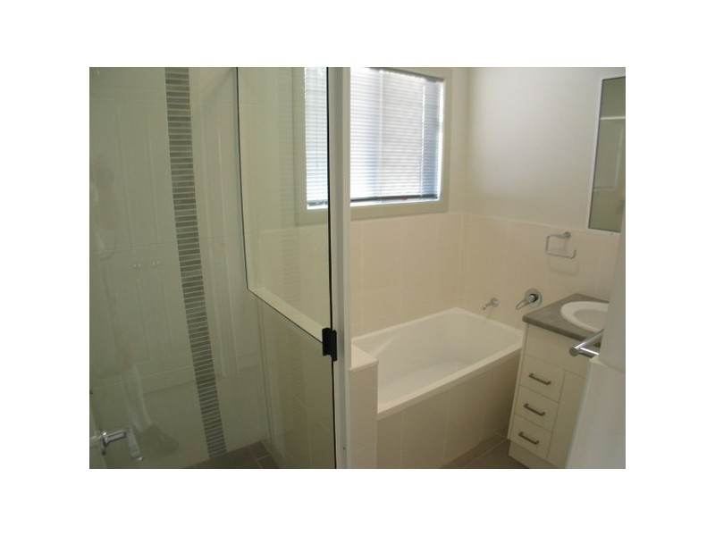 25 Don Street, Bowen QLD 4805