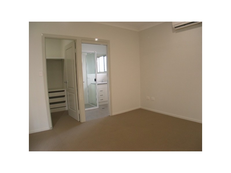 25 Don Street, Bowen QLD 4805