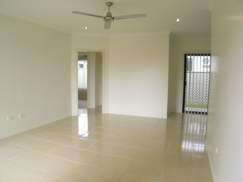 7/25 Don Street, Bowen QLD 4805