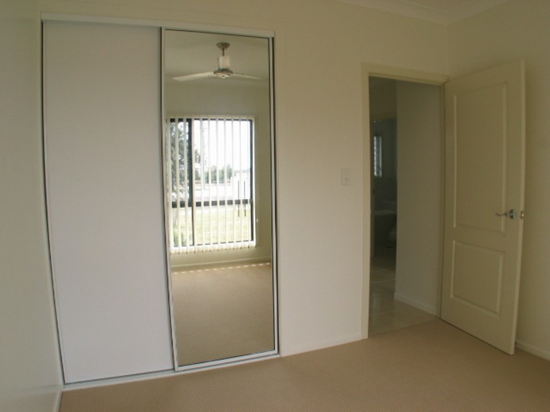 7/25 Don Street, Bowen QLD 4805
