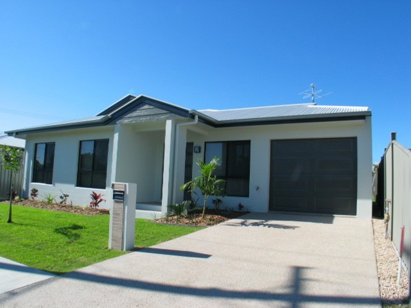 8/25 Don Street, Bowen QLD 4805