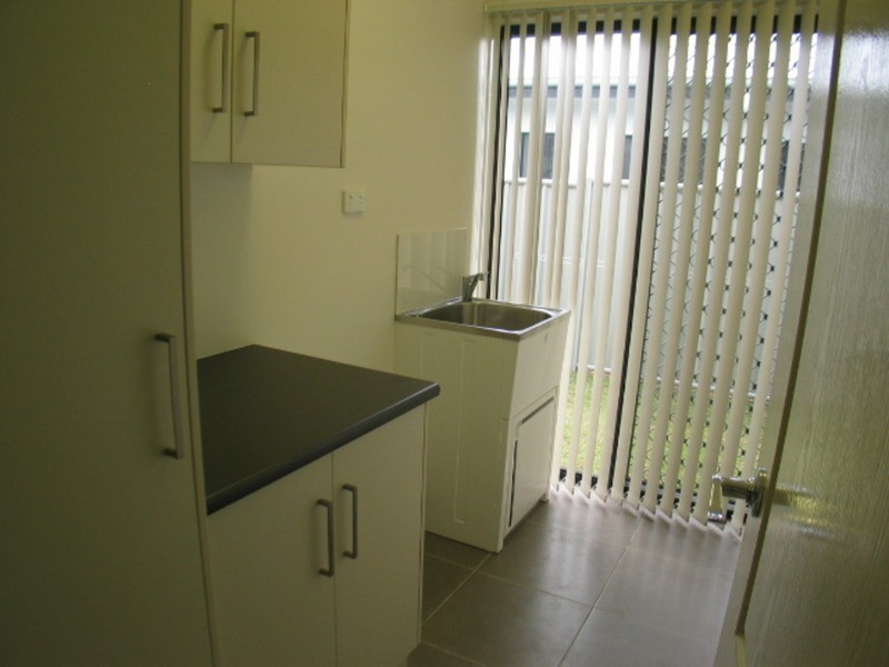 8/25 Don Street, Bowen QLD 4805