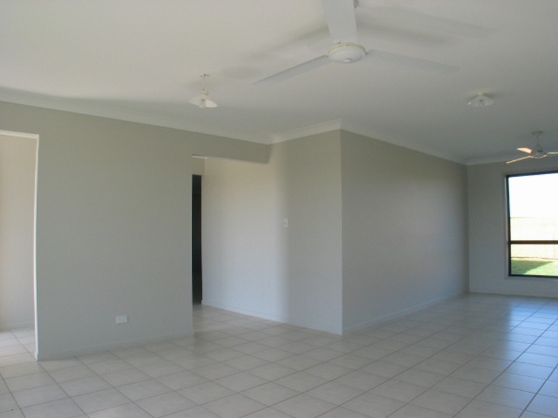 13 Lucinda Place, Bowen QLD 4805