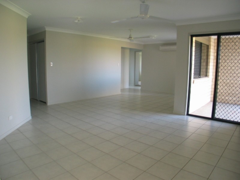13 Lucinda Place, Bowen QLD 4805