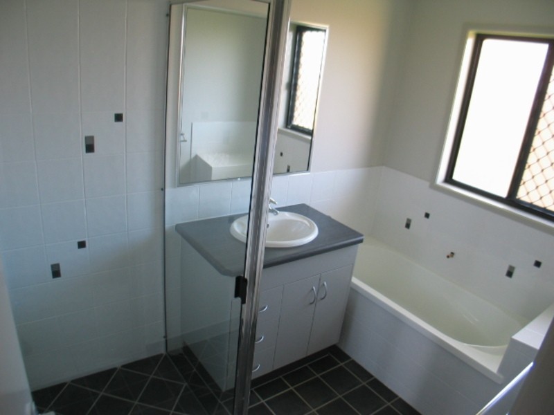 13 Lucinda Place, Bowen QLD 4805