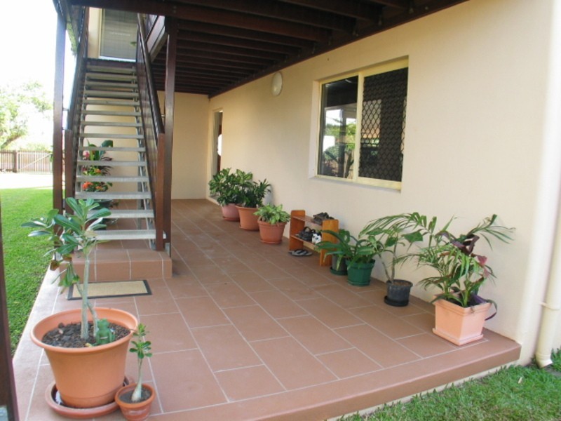 6 Nona Street, Bowen QLD 4805