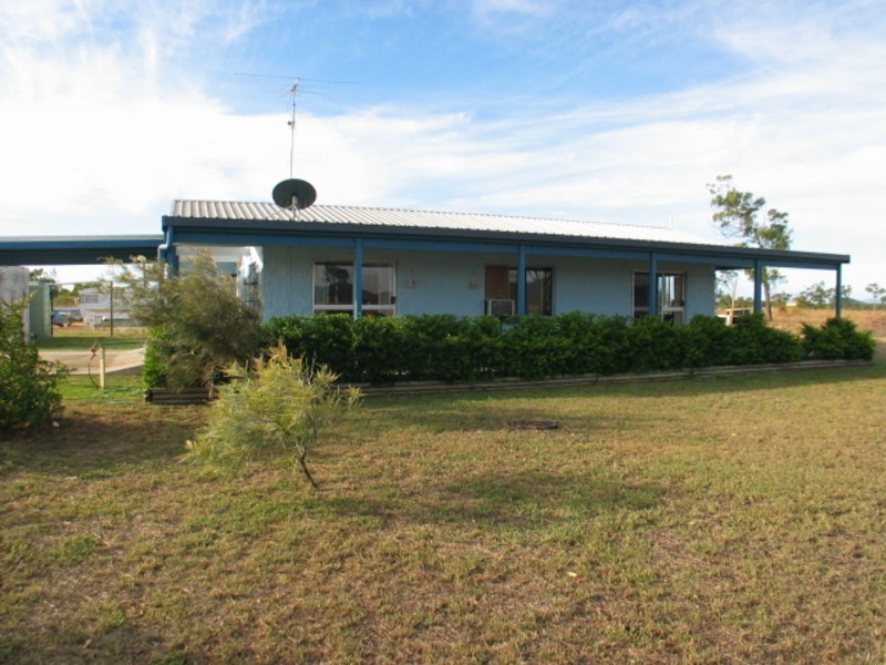 32 Thomas Road, Bowen QLD 4805