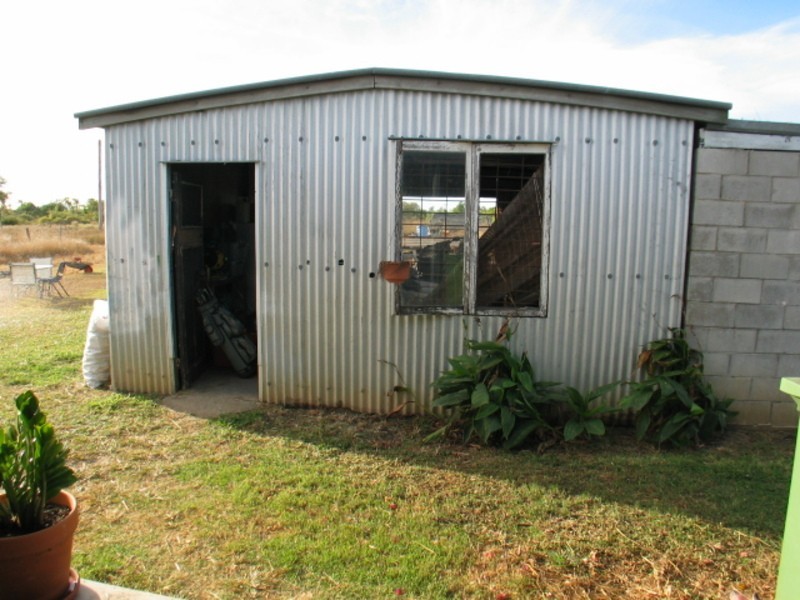 32 Thomas Road, Bowen QLD 4805