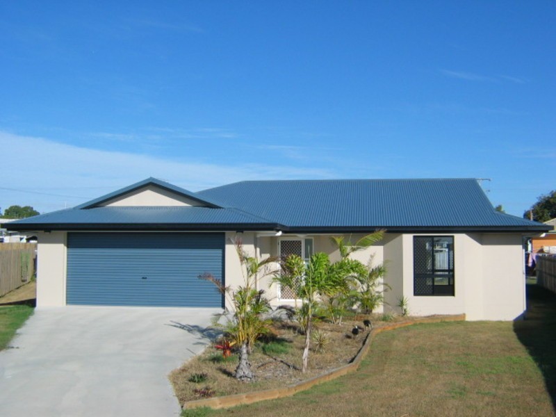8 Hillview Place, Bowen QLD 4805