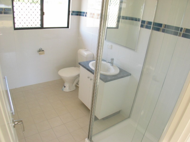8 Hillview Place, Bowen QLD 4805