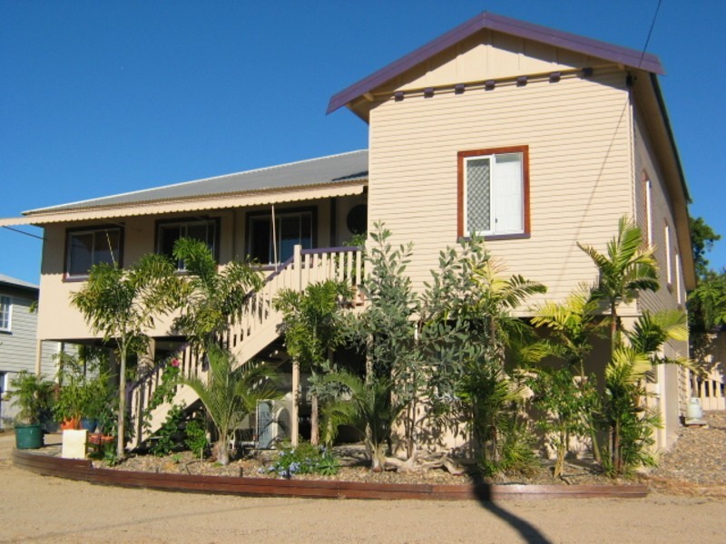 31 Livingstone Street, Bowen QLD 4805