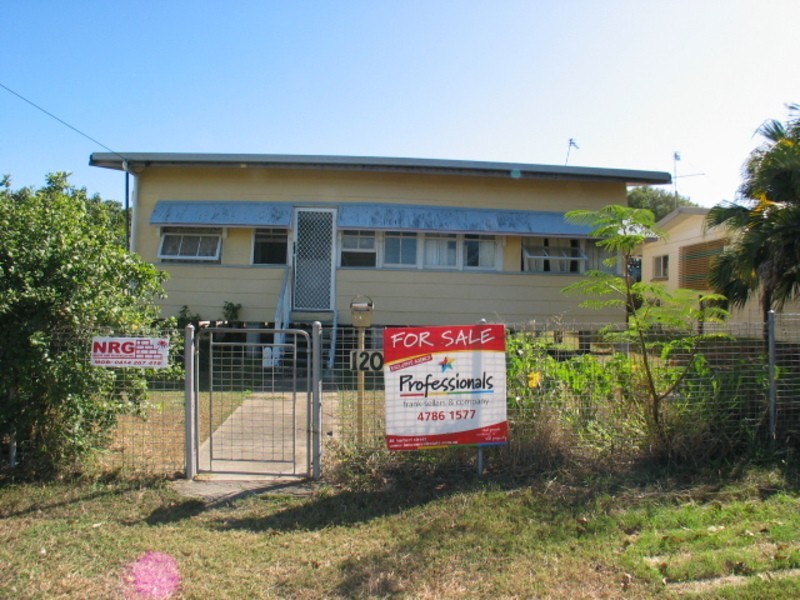 120 Powell Street, Bowen QLD 4805