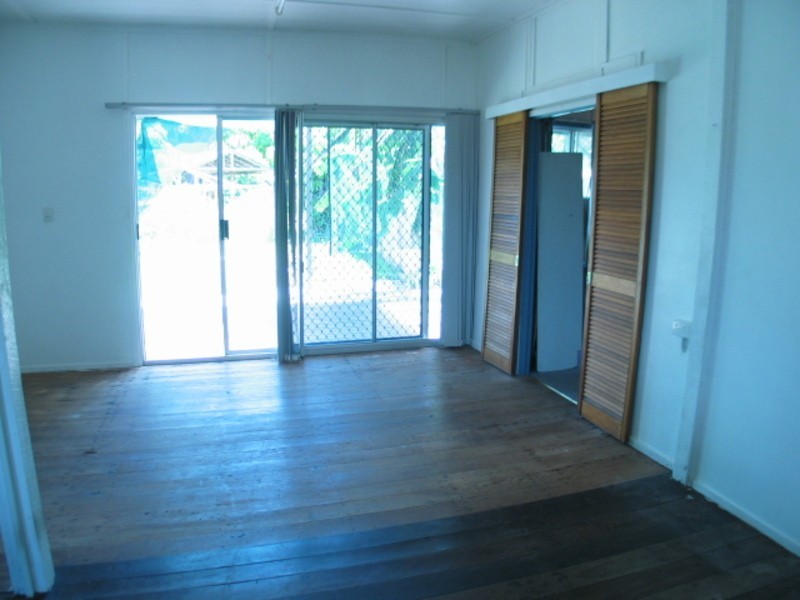 120 Powell Street, Bowen QLD 4805