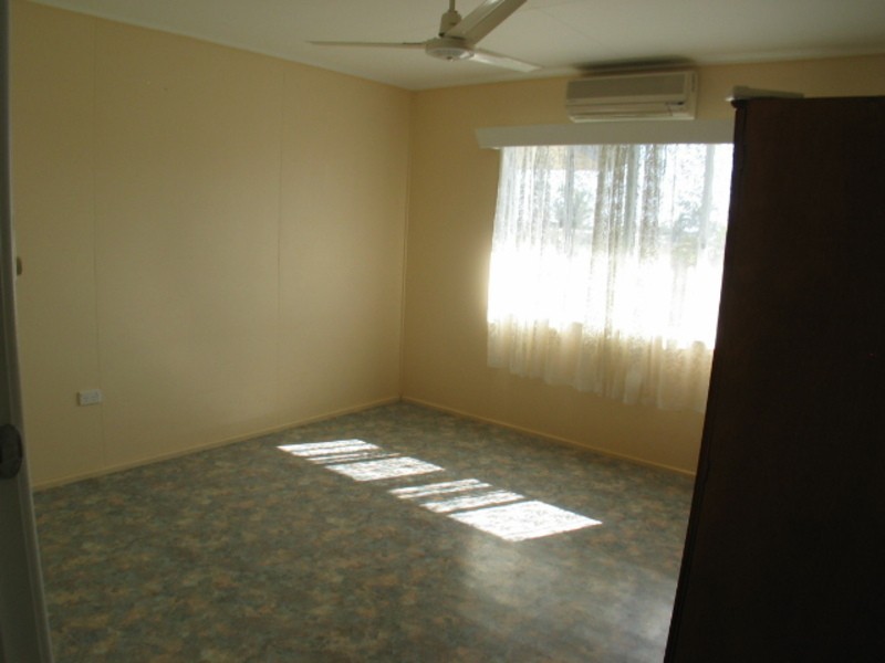 7 Hill Street, Bowen QLD 4805