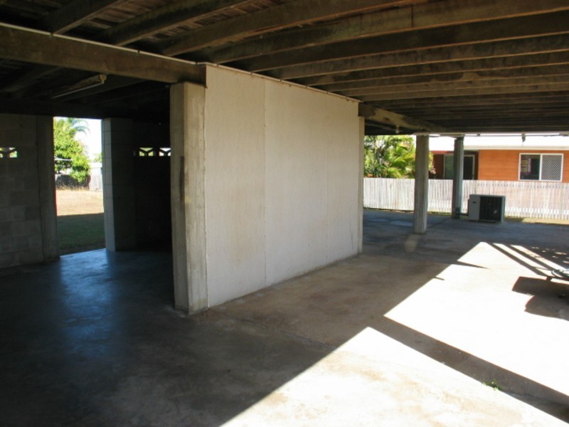 7 Hill Street, Bowen QLD 4805