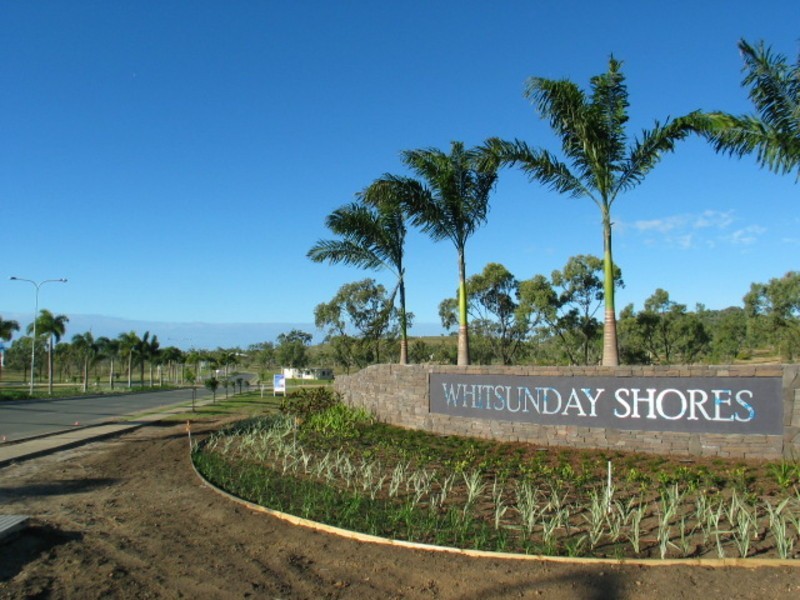 14 Marine Parade, Bowen QLD 4805