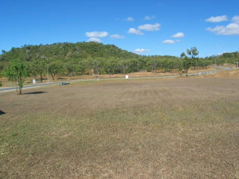 126 Ocean View Drive, Bowen QLD 4805