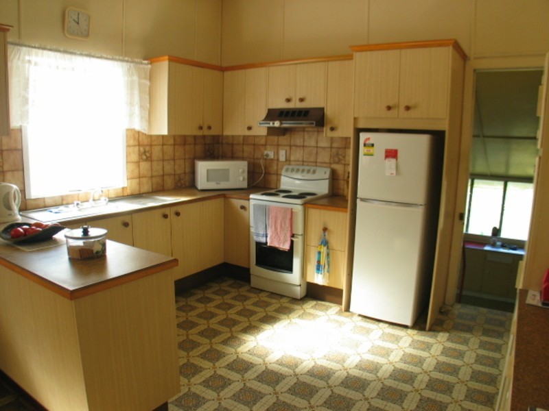 1 Daniel Street, Bowen QLD 4805