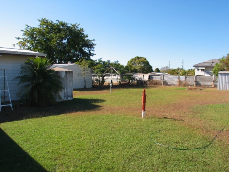 1 Daniel Street, Bowen QLD 4805