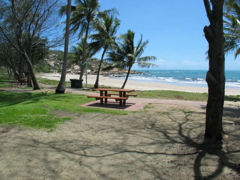 43 Bluewater Parade, Bowen QLD 4805