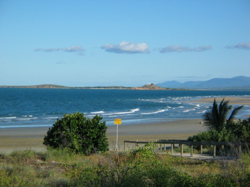 43 Bluewater Parade, Bowen QLD 4805