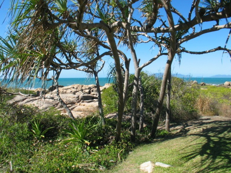 45 Bluewater Parade, Bowen QLD 4805