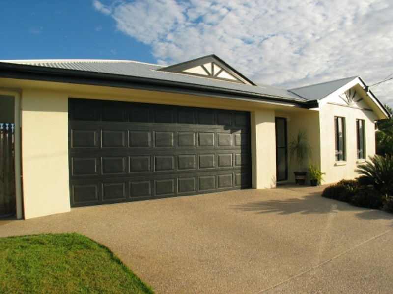 10 Schilling Court, Bowen QLD 4805