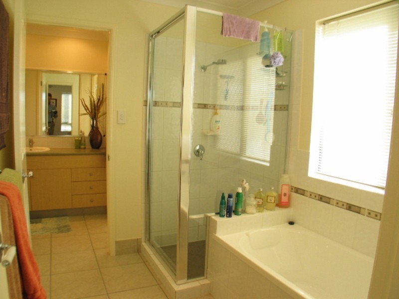 10 Schilling Court, Bowen QLD 4805