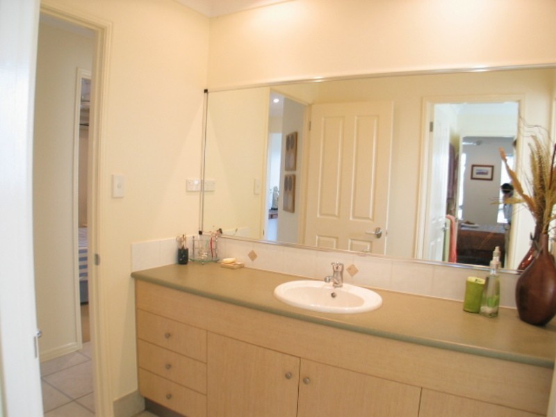 10 Schilling Court, Bowen QLD 4805