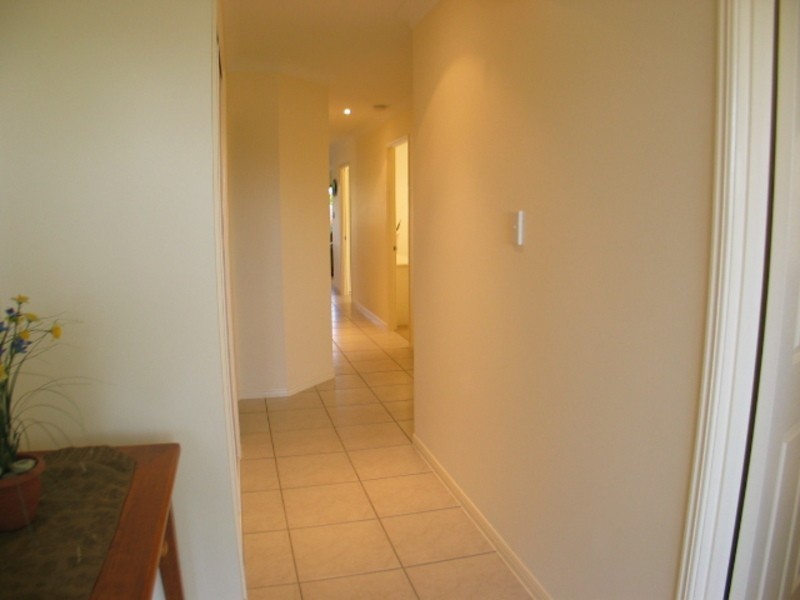 10 Schilling Court, Bowen QLD 4805