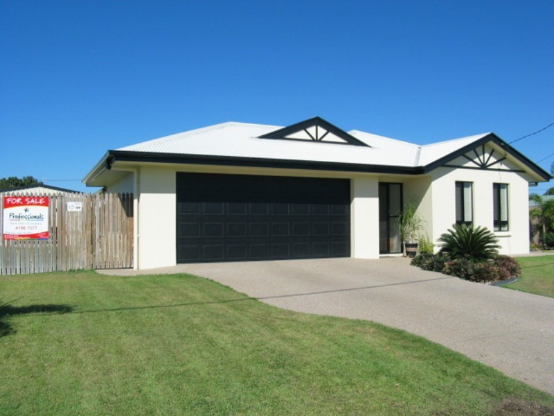 10 Schilling Court, Bowen QLD 4805