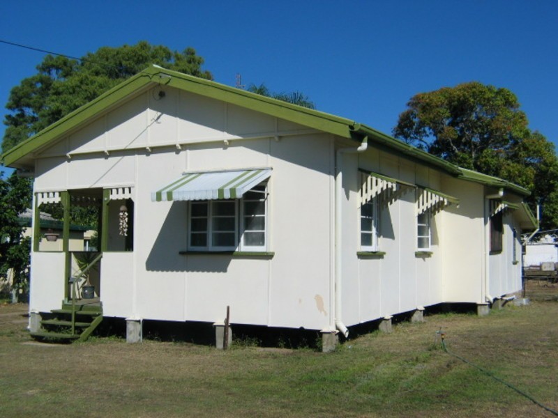 29 Field Street, Bowen QLD 4805