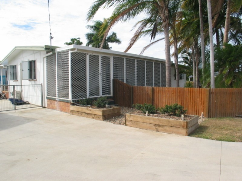 8 Jilletts Road, Bowen QLD 4805