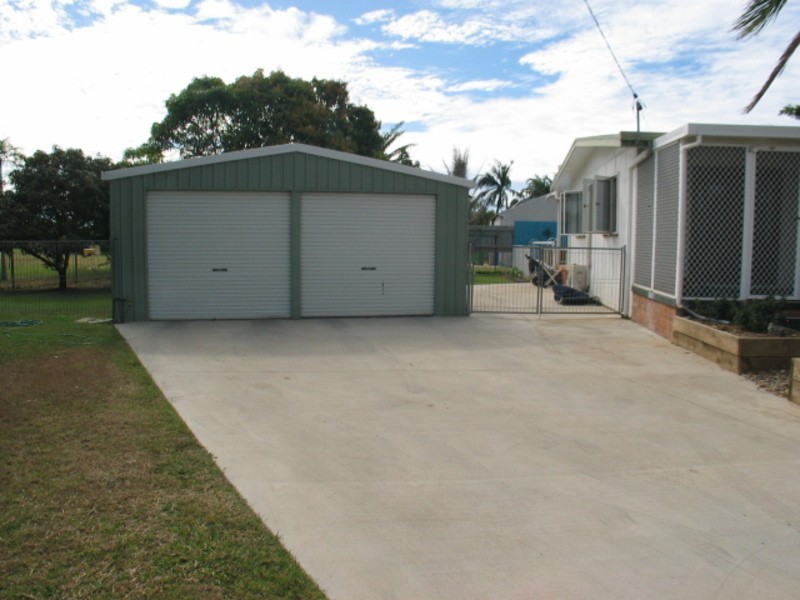 8 Jilletts Road, Bowen QLD 4805