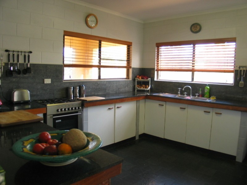 18502 Bruce Highway, Bowen QLD 4805