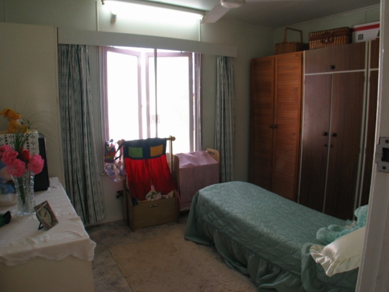 71 Whyte Avenue, Bowen QLD 4805