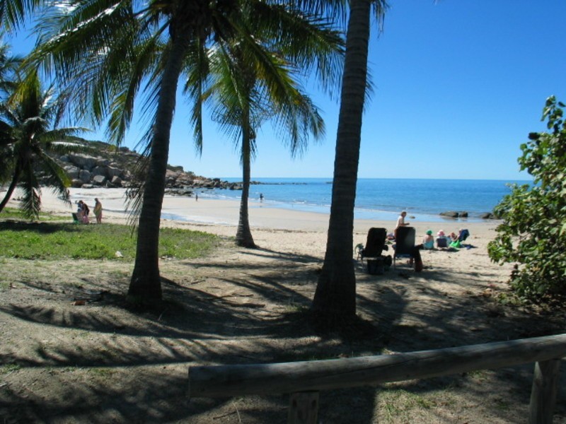 1/2 – 4 Pandanus Street, Bowen QLD 4805