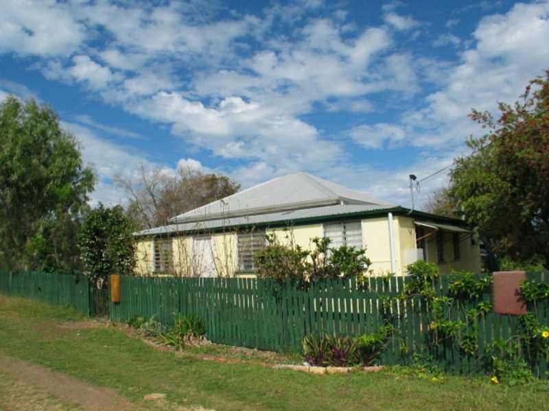 47 Gordon Street, Bowen QLD 4805