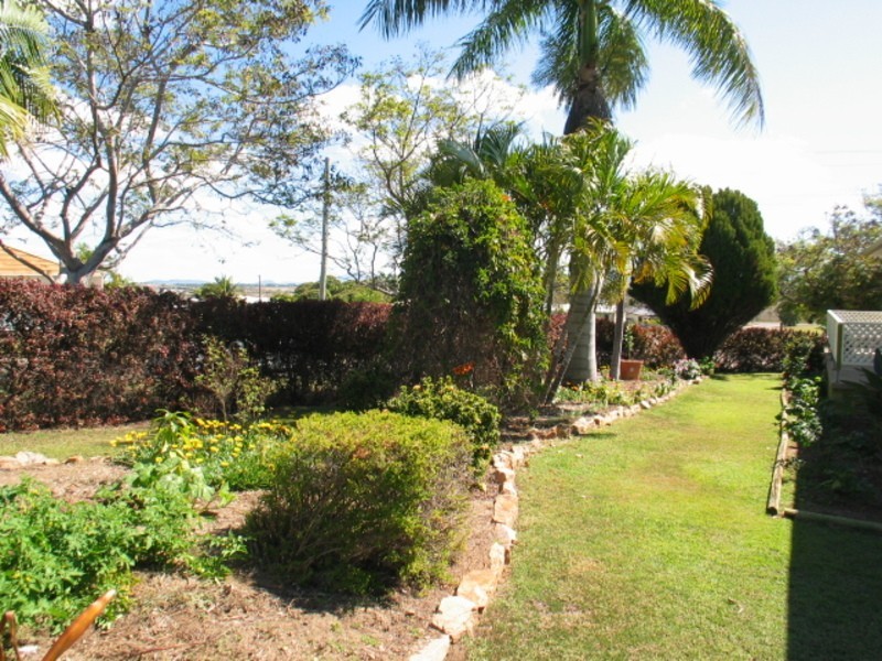 12 Sunset Crescent, Bowen QLD 4805