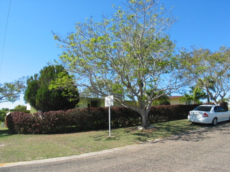12 Sunset Crescent, Bowen QLD 4805