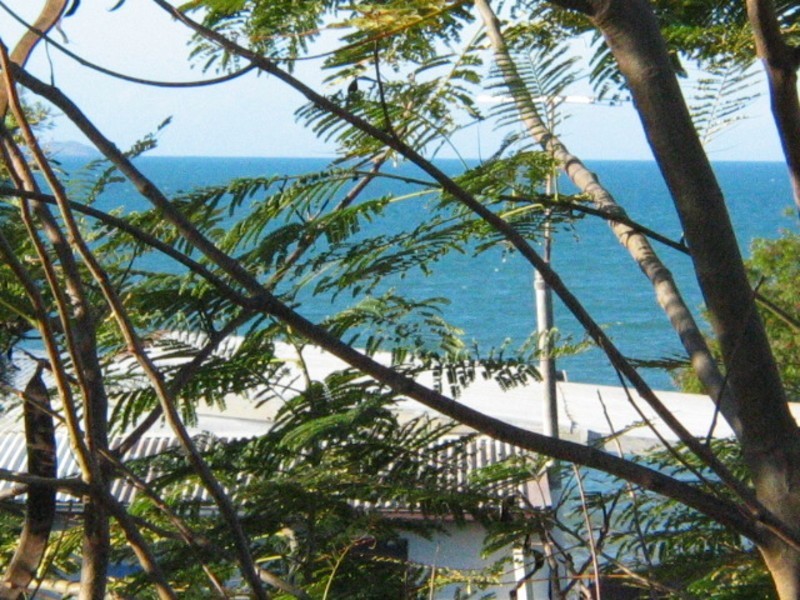 61 Whyte Avenue, Bowen QLD 4805