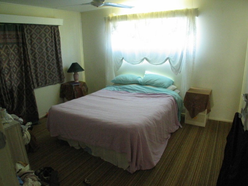 61 Whyte Avenue, Bowen QLD 4805