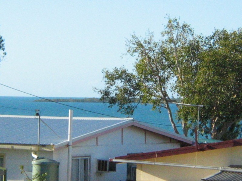 61 Whyte Avenue, Bowen QLD 4805