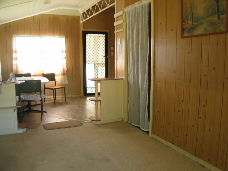 62 Livingstone Street, Bowen QLD 4805