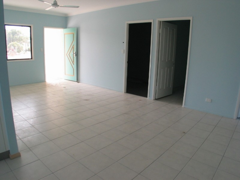 Villa 1/6 Leichhardt Street, Bowen QLD 4805
