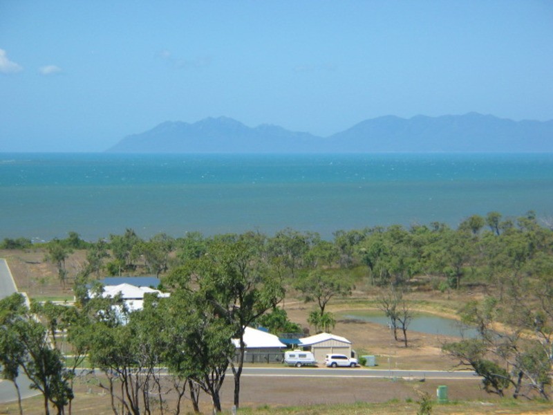 22 Harbour View Terrace, Bowen QLD 4805