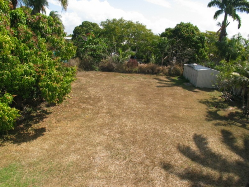 9 Murroona Street, Bowen QLD 4805