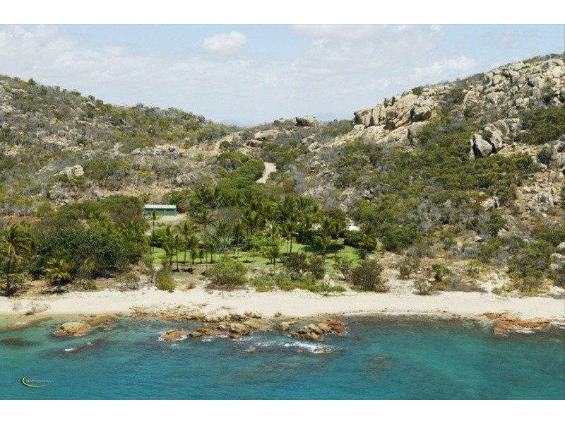 53 Murrays Bay Road, Bowen QLD 4805